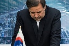 عباس آخوندی: قالیباف رقبای منتقدش را "آچمز" کرد