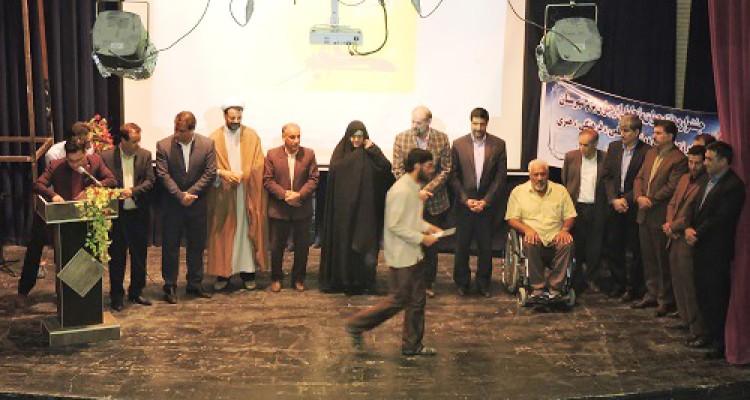 جشنواره تجليل از جوانان برتر اسلام آباد غرب برگزار شد+تصاویر