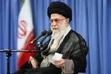 مجال تحریف را از تحریف‌کنندگان امام (ره) بگیریم / جذابیت امام (ره) جوان‌ها را وارد میدان کرد / آمریکایی‌ در همه زمینه‌ها غیرقابل اعتماد است / اصول امام تمام‌شدنی نیست