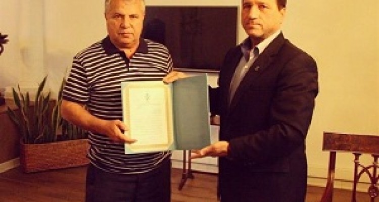 علی پروین سفیر شد 