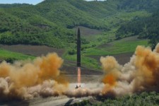 «پیونگ یانگ» آماده جنگ با امپریالیسم/آیا موشک‌های «هواسونگ» ارتش کره شمالی به میدان می‌آیند؟ + تصاویر 