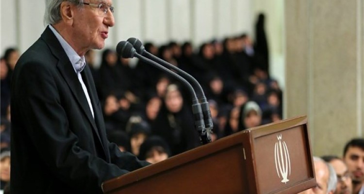 تاریخ درباره قراردادهای نفتی از ما سؤال خواهد کرد/"خطای فنی" و "فساد و رشوه" جزو سوابق توتال است