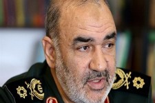 هجمه به سپاه خللی در دفاع ما از مظلومان و مستضعفان ایجاد نمی‌کند/این هجمه‌ها مسائل پیش پا افتاده‌ای است/ سپاه به مسائل کوچک نگاه نمی کند