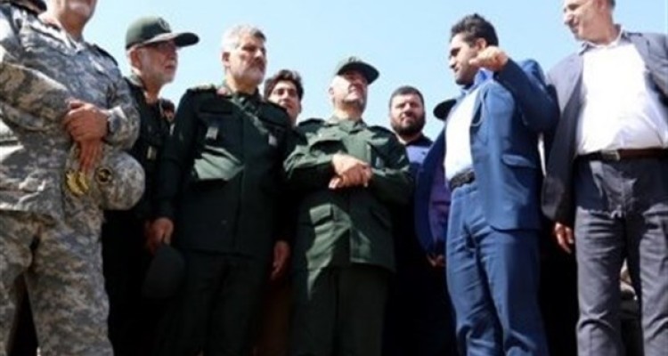  فرمانده سپاه از طرح‌های ساماندهی آبهای غرب کشور بازدید کرد
