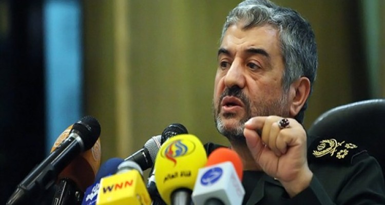 نمی‌توانیم نسبت به نیازهای مردم بی تفاوت باشیم/جای جای ایران عرصه خدمت‌رسانی سپاه به مردم است