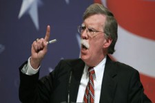 اظهارات مضحک بولتون: بخش‌های کلیدی برنامه غنی‌سازی اورانیوم ایران در زیر کوهی در کره شمالی قرار دارد