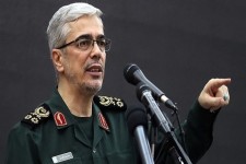 قدرت موشکی هرگز قابل مذاکره نیست/تحریم سپاه ریسک بزرگی برای آمریکا و پایگاه‌هایش در منطقه است/همه‌پرسی در کردستان عراق به‌هیچ‌وجه قابل پذیرش نیست