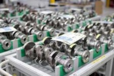 خودروسازها خود را بالادست قطعه سازان نبینند/ قطعه‌سازی داخلی تحت نام برندهای خارجی