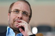 تخلیه اتاقم در شهرداری صحت ندارد/ تا زمان پایان مأموریتم در شهرداری می‌مانم