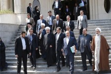 اولویت تیم اقتصادی دولت جدید باید بحث اشتغال باشد/ قدرت نظامی ایران باید روز به روز مستحکم تر شود