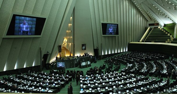 پایان بررسی صلاحیت «۱۷وزیر پیشنهادی»/ آغاز سخنرانی روحانی در دفاع نهایی از کابینه/ نمایندگان چه می‌گویند؟