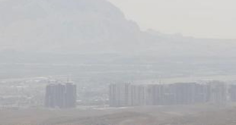 غبارآلود شدن هوا در نواحی مرزی کرمانشاه/سومار گرمترین نقطه استان