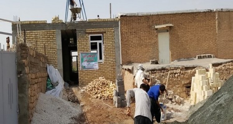 کمک به ساخت خانه مستضعفین در اردوی جهادی اسلام آبادغرب +تصاویر