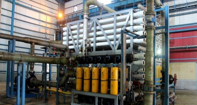 عزم راسخ وزارت نیرو برای نابودی محیط زیست دریایی/ سرنوشت دریاچه نمک در انتظار خلیج فارس!