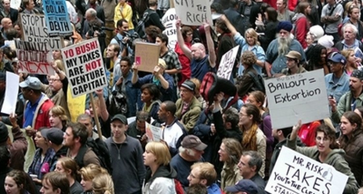  لغو یک قانون توسط ترامپ که باعث نابودی آمریکا می‌شود! + فیلم