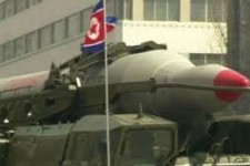 "دیوانه پریده از قفس" یا "در محاصره دیوانگان"