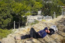 از معضل زنان خیابانی تا بازار خرید و فروش نوزاد/ پرده برداری از پیدا و پنهان آنچه در دره فرحزاد می گذرد 