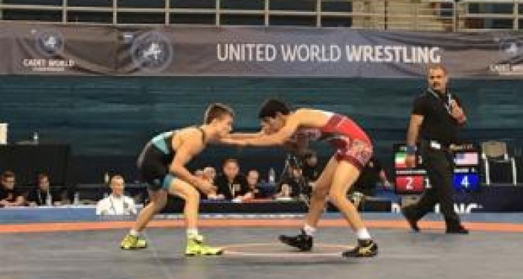 کشتی گیر کرمانشاهی مدال برنز مسابقات جوانان جهان را کسب کرد