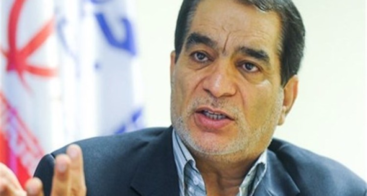 حذف قیمت از روی اجناس منجر به ایجاد بازار رقابتی نمی شود/ مجلس به این موضوع ورود پیدا نمی کند؛مسائل مهم تری داریم!