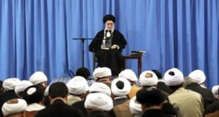 دولت‌های اسلامی علیه جنایات دولت میانمار اقدام عملی کنند/انتقاد شدید از سکوت و بی‌عملی مجامع جهانی و مدعیان حقوق بشر