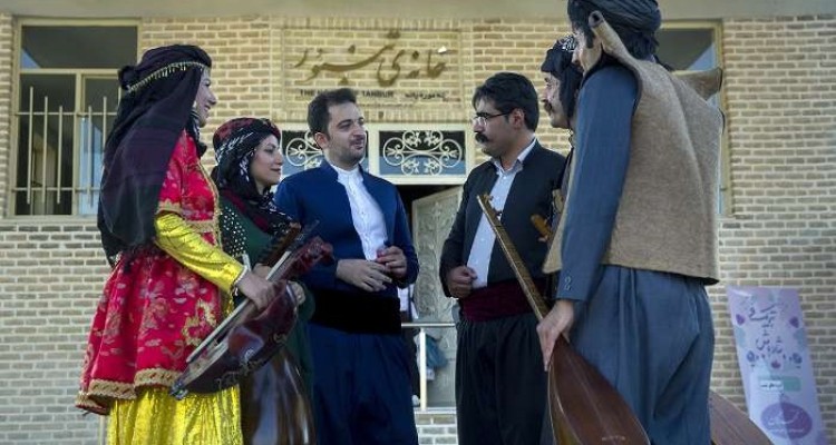  نخستین "جشنواره کهن آواهای تنبور" 