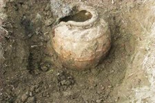 کشف چند خمره قدیمی توسط شهرداری مشهد، موضوع داغ خبرگزاری‌ها + صوت 