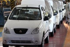 خودروهای داخلی فقط 2.5 درصد گران شده اند/ افزایش قیمت خودرو طبیعی است/ برخی خودروها تا یک میلیون تومان هم افزایش قیمت داشتند