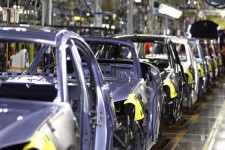 احتمال افزایش 10 درصدی قیمت خودروهای داخلی در سال جاری/ دلایل خودروسازان برای افزایش قیمت خودرو قابل قبول نیست/ کیفیت ماشین ها بدتر از قبل شده است