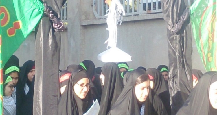 اعزام دانش آموزان بسیجی به اردوی راهیان نور در اسلام آبادغرب+تصاویر