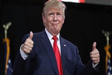 نامحبوب‌ترین رئیس جمهور ۷۰ سال گذشته در آمریکا + فیلم 