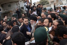 من با یکایک دل‌های داغدار شما همدردم/ مسئولین تلاش کردند اما من قانع نیستم/ شما مردانگی، استقامت و پهلوانی خودتان را در دوران جنگ تحمیلی نشان دادید؛ امروز هم نشان دادید