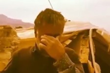 اشک شوق پیرمرد زلزله زده از شنیدن صدای پسرش + فیلم 