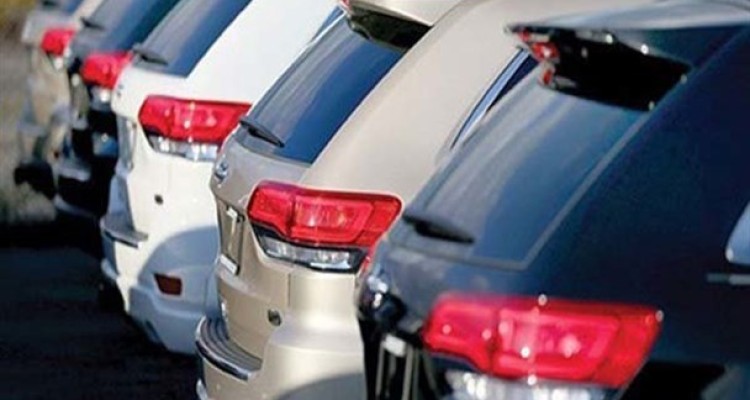 توافق ۵عضوکابینه برای افزایش تعرفه خودرو/سقف تعرفه ۱۵۰درصد می‌شود