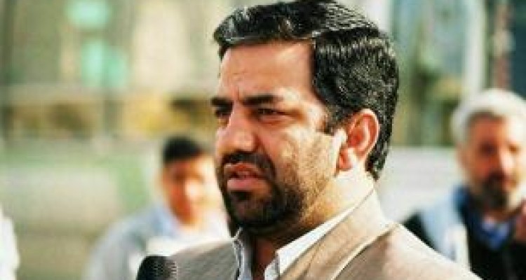 برخی از کانکس‌های زلزله زدگان استحکام لازم را ندارند