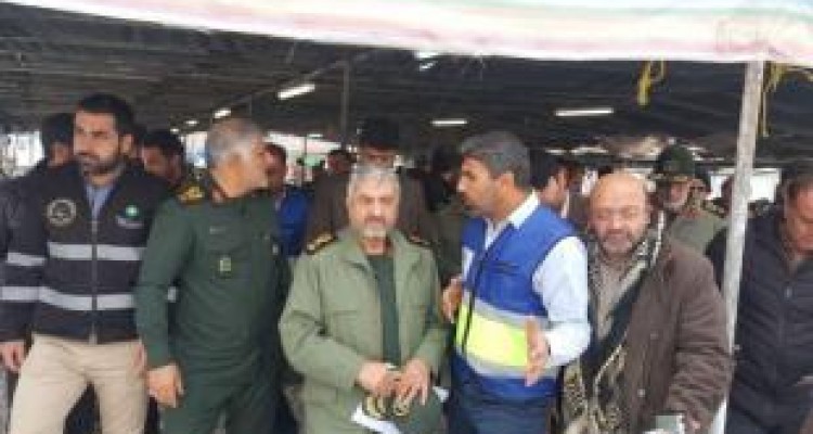 بازدید فرمانده کل سپاه پاسداران از کارگاه های کانکس سازی سپاه در روستاهای زلزله زده استان کرمانشاه + تصاویر