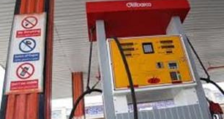 انجام ۱۱۲۱ مورد آزمون صحت عملکرد از ۱۰۰ جایگاه عرضه سوخت