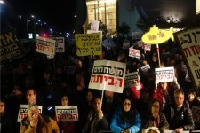 تظاهرات هزاران نفری در تل‌آویو علیه فساد دولتی نتانیاهو و کابینه‌اش