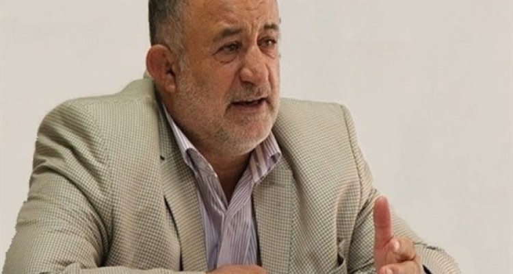 وقتی دلالان خودرو در واردات سهمی دارند/ رکود در بازار ایرانی با تعرفه ۸۰ دلاری واردات پوشاک