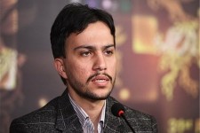 مردم آنقدر هوشیار هستند که وارد بازی سلبریتی ها نشوند/ نباید از خواسته اقتصادی خود کوتاه بیاییم