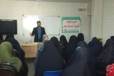 کارگاه آموزش خانواده و پیشگیری از آسیبهای اجتماعی در بنیاد شهید اسلام آبادغرب+عکس