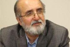 سود 300 هزار میلیاردی دولت از افزایش نرخ ارز در روزهای اخیر/ دولت اگر ادعا می کند کسری بودجه ندارد درآمد ناشی از افزایش قیمت ارز را به مردم بدهد