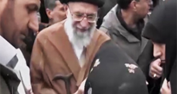 دیدار رهبر انقلاب با زلزله زدگان کرمانشاهی/ درد دل افراد بی‌خانمان با مقام معظم رهبری + فیلم 