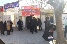 انتقاد از نارضایتی مردم زلزله زده اسلام آبادغرب نسبت به عملکرد ستاد معین در شهرستان/آمدن و رفتن مسئولین فقط  برای عکس و گزارش نباشد