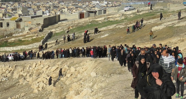  همایش پیاده روی خانوادگی در اسلام آبادغرب +تصاویر