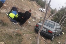حادثه رانندگی در محور اسلام آبادغرب به کرمانشاه 4مصدوم برجای گذاشت+تصاویر