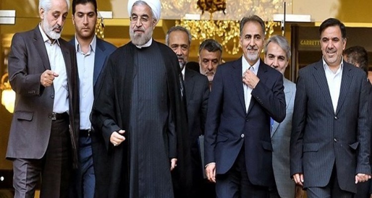 از زلزله کرمانشاه و کرمان تا زلزله تهران و بحران برف؛ جای یک مدیر خالی است/ آقایان لطفاً مدیر بحران خارجی وارد کنید!