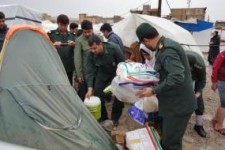 باز هم سپاه در سرپلذهاب به میدان آمد/ امدادرسانی به زلزله زده گان چادرنشین گرفتار در آب