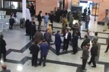 فیلم مصاحبه با خانواده‌های مسافران هواپیمای مسافربری تهران - یاسوج 