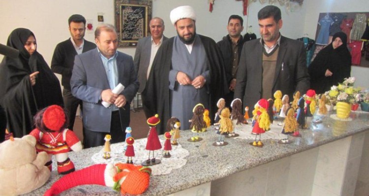 مراسم اختتامیه دوره های مهارتی مرکزآموزش خودکفایی واشتغال کمیته امداد اسلام آبادغرب 