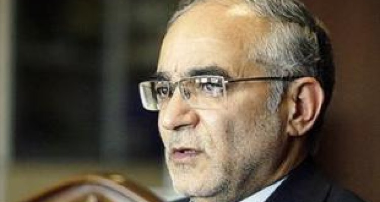 رحمانی فضلی ۳ روز با زن و بچه‌اش زیر چادر بخوابد!/ خبری از امهال وام‌های زلزله‌زدگان نیست 